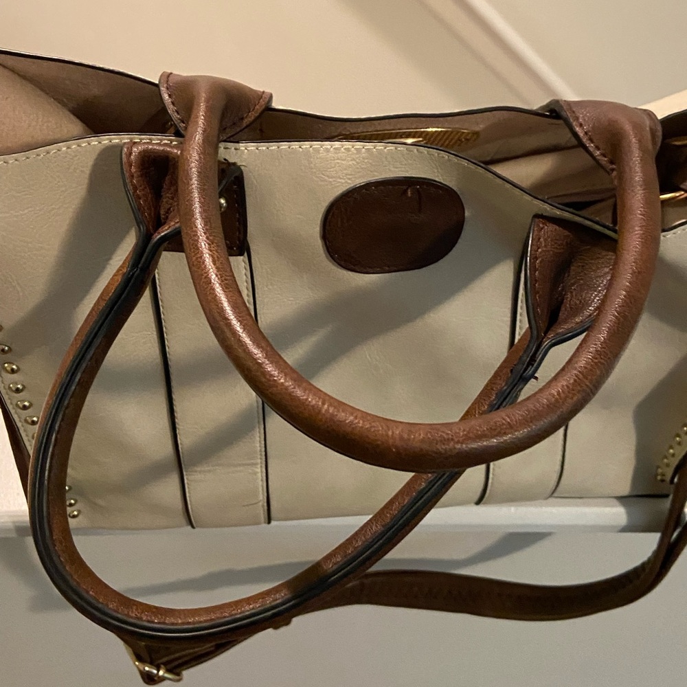 Handbag - Picture 3 of 6
